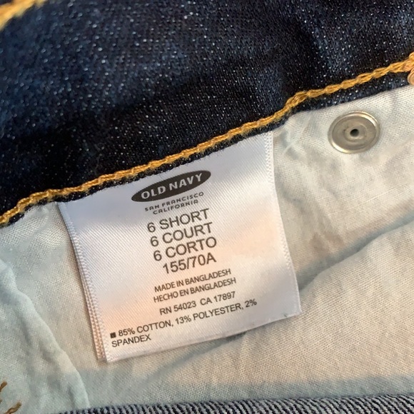 Old Navy Flirt Jeans Size 6 SHORT - Picture 6 of 9
